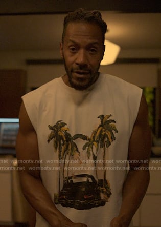Lewis's white print muscle tee on Reasonable Doubt
