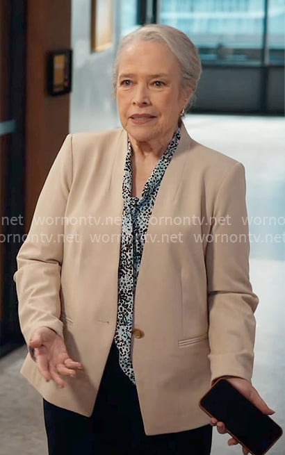 Madeline's beige collarless jacket on Matlock