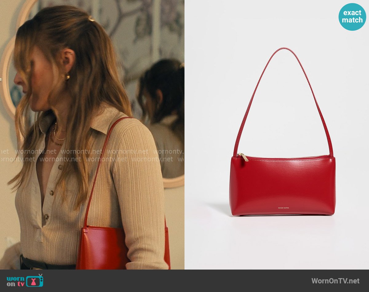 Mansur Gavriel Gaia Shoulder Bag worn by Joanne (Kristen Bell) on Nobody Wants This