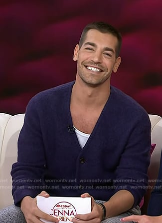 Matt Rogers’s purple v-neck cardigan on Today