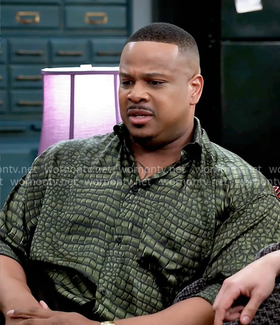 Maurice's green crocodile print shirt on Tyler Perrys Sistas