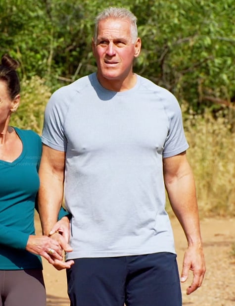 Mel’s blue textured tee on The Golden Bachelor