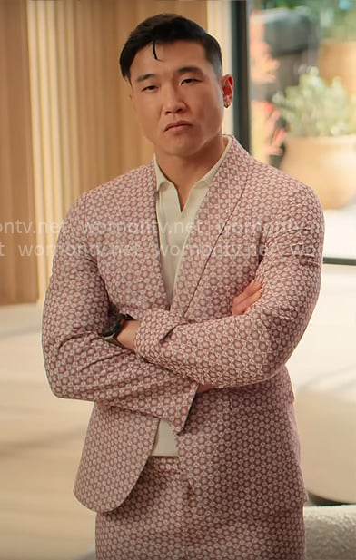 Nicholas’s pink geometric suit on Loot