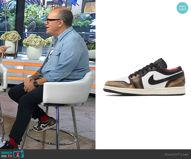 Nike Air Jordan 1 Low SE Wear-Away Tan worn by Tom Papa on Today