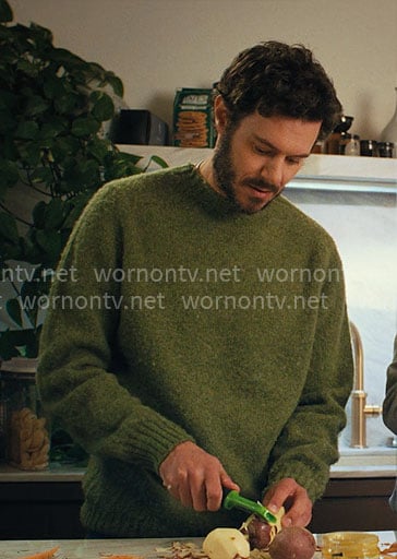 Noah's green sweater on Nobody Wants This