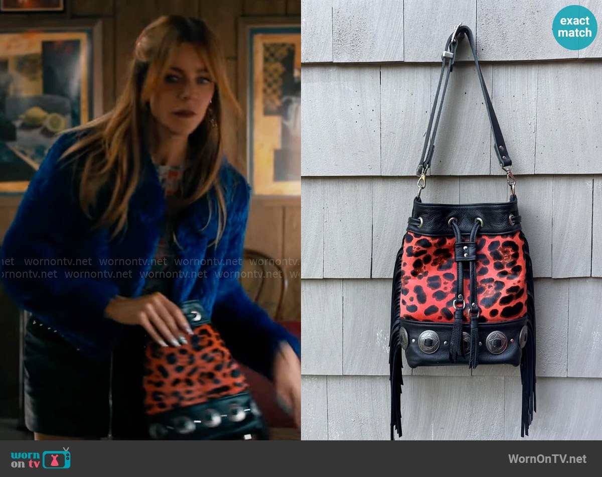 Morgan’s red leopard bucket bag on High Potential