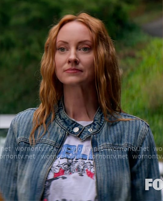 Phyllis’ striped denim jacket and SUBLIME tee on Murder in a Small Town