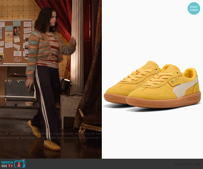Mabel’s yellow sneakers on OMITB
