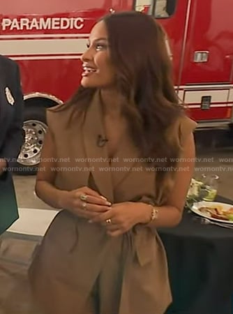 Rocsi’s brown sleeveless wrap top and pants on Good Morning America