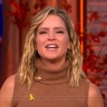Sara’s beige turtleneck sleeveless sweater on The View