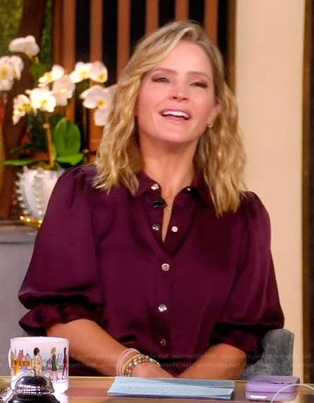 Sara's burgundy bodysuit on The View