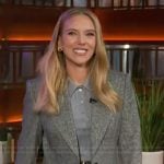 Scarlett Johansson’s gray single breasted blazer on The Kelly Clarkson Show
