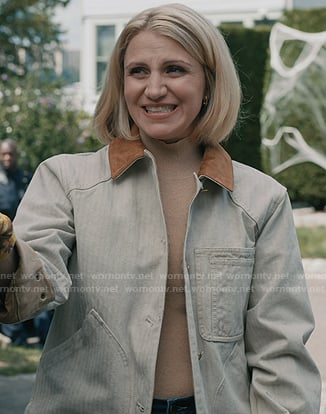 Sharon's beige suede collar jacket on Elsbeth