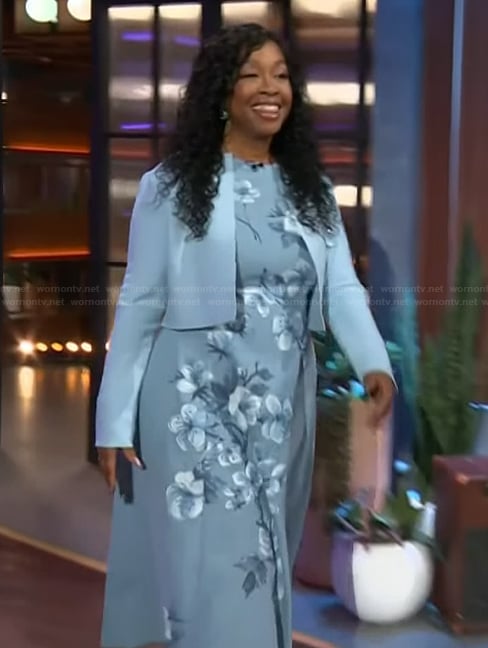 Shonda Rhimes's blue floral print dress and jacket on The Kelly Clarkson Show