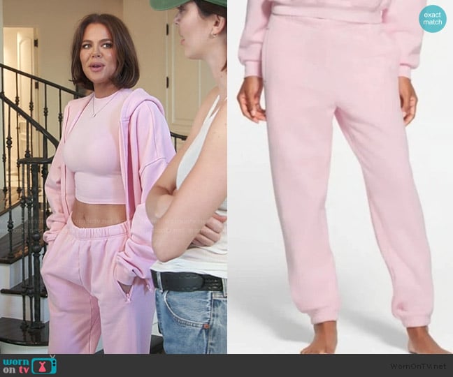 Skims Classic Jogger in Cherry Blossom worn by Khloe Kardashian (Khloe Kardashian) on The Kardashians