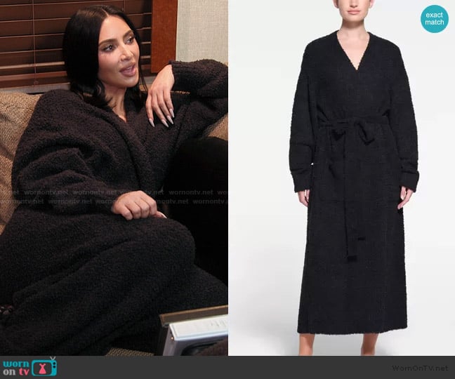 Skims Cozy Knit Robe worn by Kim Kardashian (Kim Kardashian) on The Kardashians