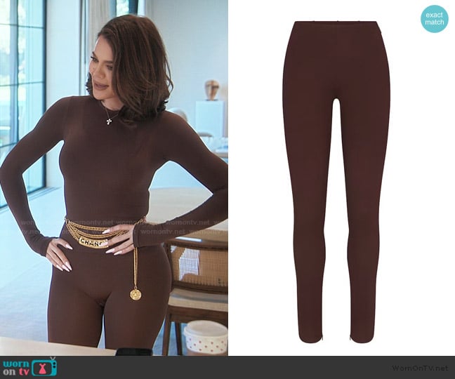 Skims High-Waisted Leggings worn by Khloe Kardashian (Khloe Kardashian) on The Kardashians