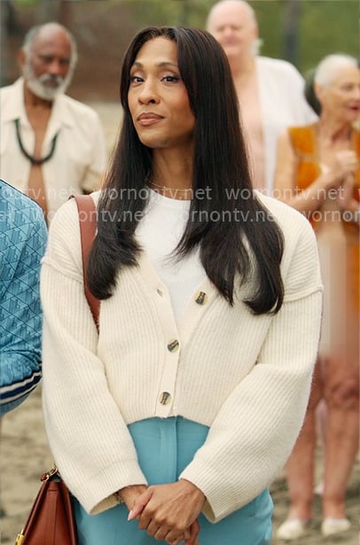 Sofia’s cream cardigan and blue pants on Loot