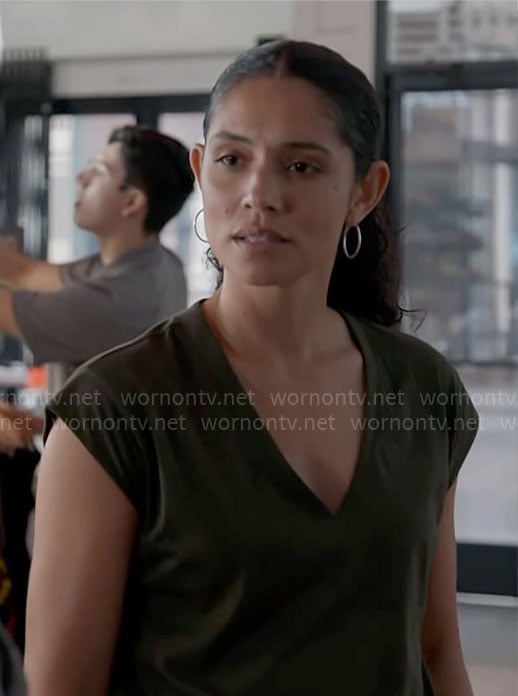 Stella’s green v-neck t-shirt on Chicago Fire