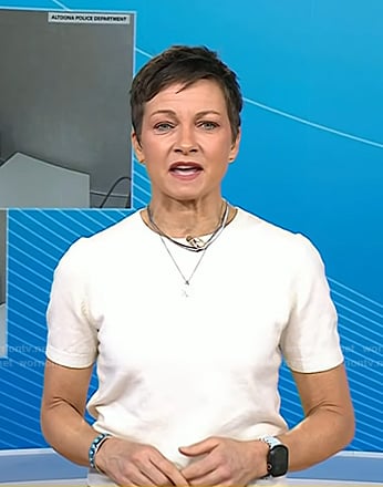 Stephanie's white short sleeve sweater on Today
