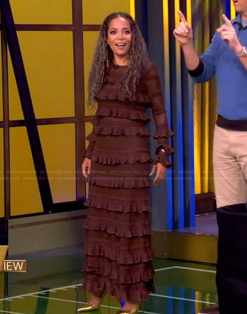 Sunny's brown ruffled top and skirt on The View