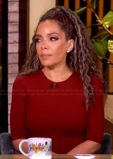 Sunny’s red short sleeve midi dress on The View