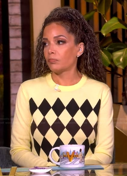 Sunny’s yellow argyle print sweater on The View