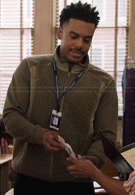Tariq’s green shearling vest on Abbott Elementary