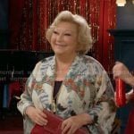 Traci’s crane print kimono on The Young and the Restless