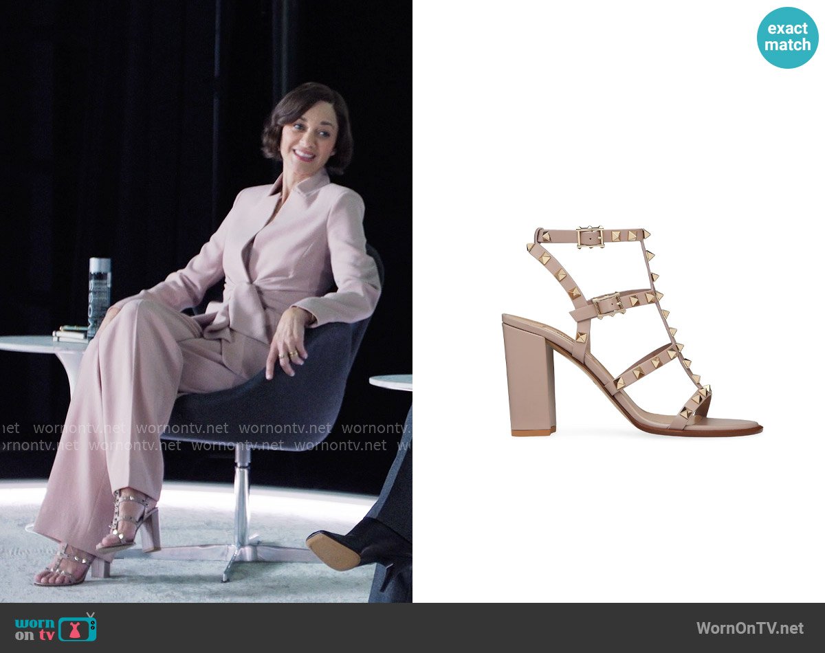 Valentino Garavani Rockstud Ankle Strap Sandals 90 MM worn by Celine Dumont (Marion Cotillard) on The Morning Show