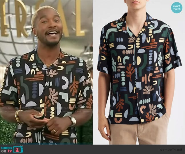 Scott’s black printed shirt on Access Hollywood