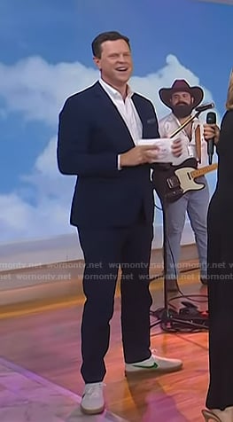 Willie Geist's white and green sneakers on Today
