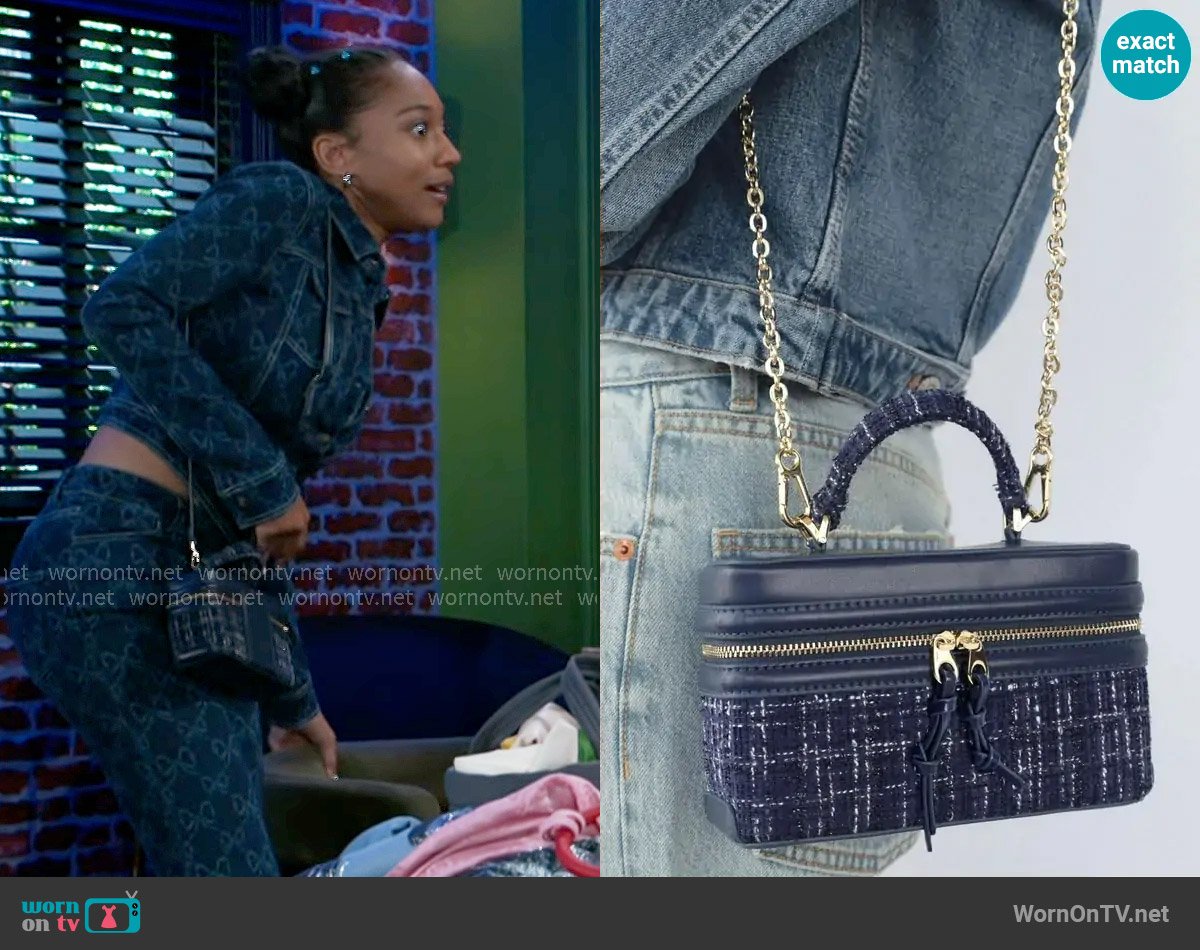 Zara Rigid Bag worn by Samantha Richardson (Najah Jackson) on Beyond the Gates
