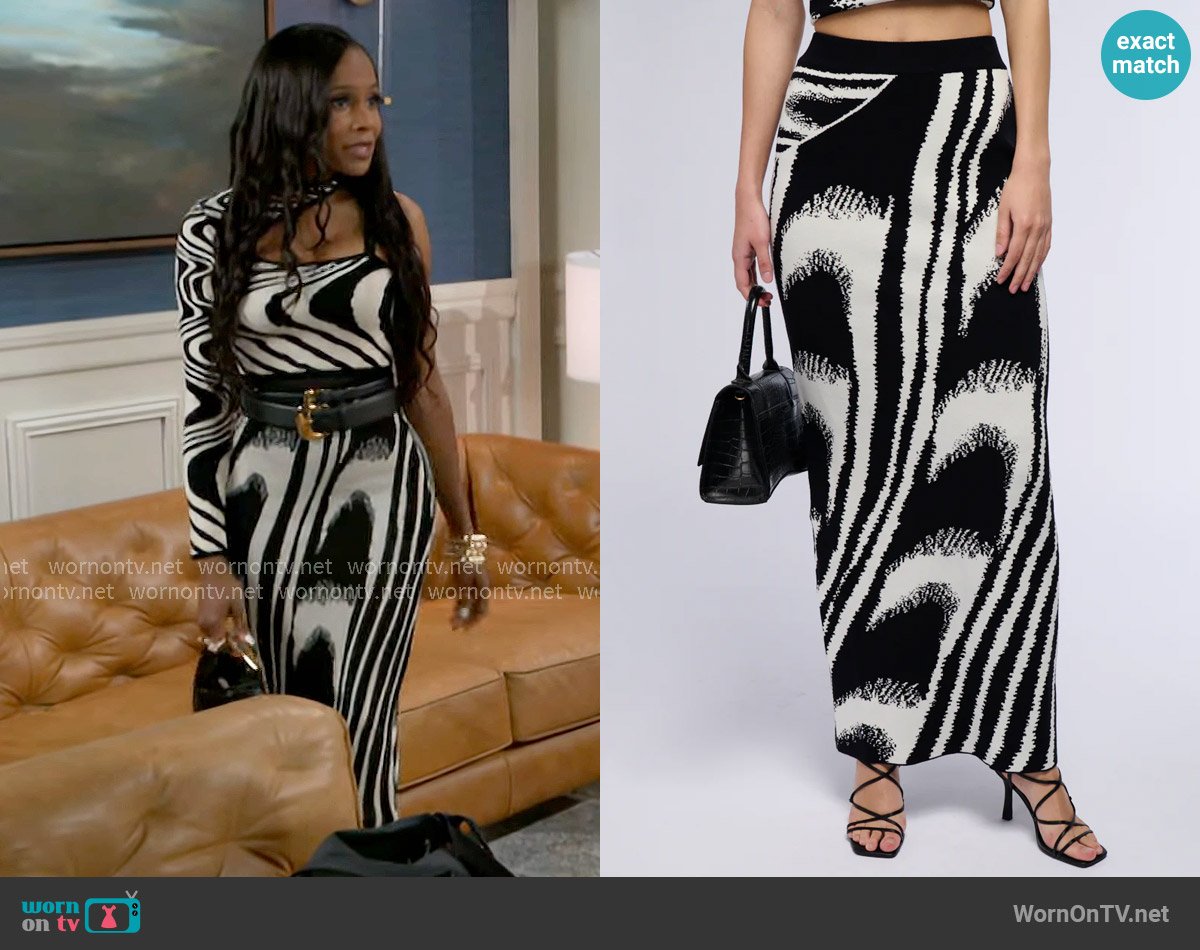 Akira Making My Head Spin Maxi Skirt worn by Hayley Lawson (Marquita Goings) on Beyond the Gates