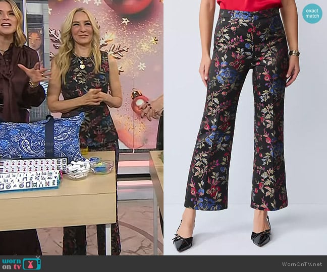 Ann Taylor The Side-Zip Flare Pant in Floral Jacquard in Iconic Red worn by Chassie Post on Today