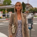 Ashtyn’s floral print mini dress on Selling the OC