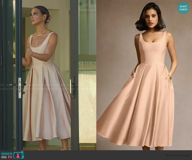 Azazie Atelier Olivia Blush Pink Pleated Midi Dress worn by Polly Brindle (Polly Brindle) on Selling the OC