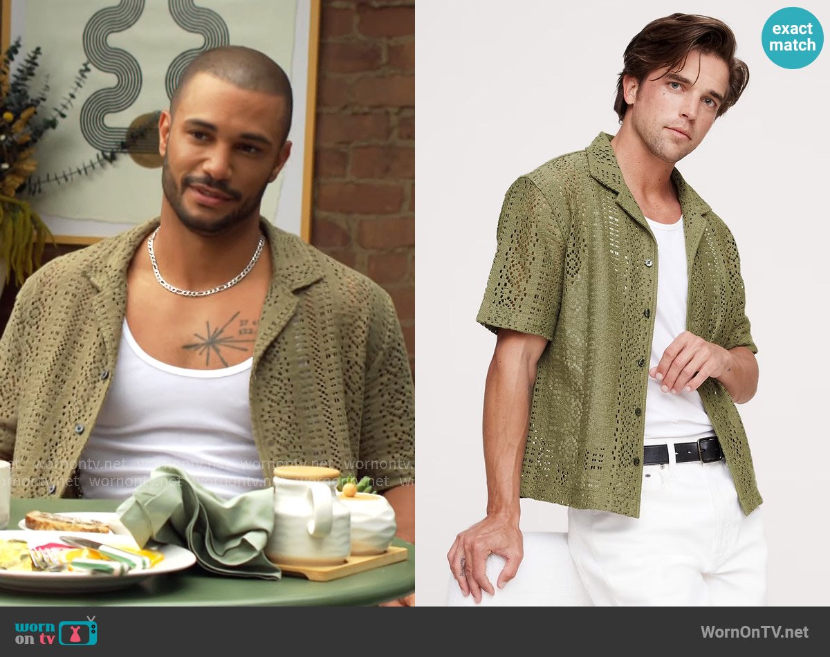Banana Republic Relaxed-Fit Crochet Resort Shirt in Green worn by Holden Novak (Nathan Owens) on The Young and the Restless