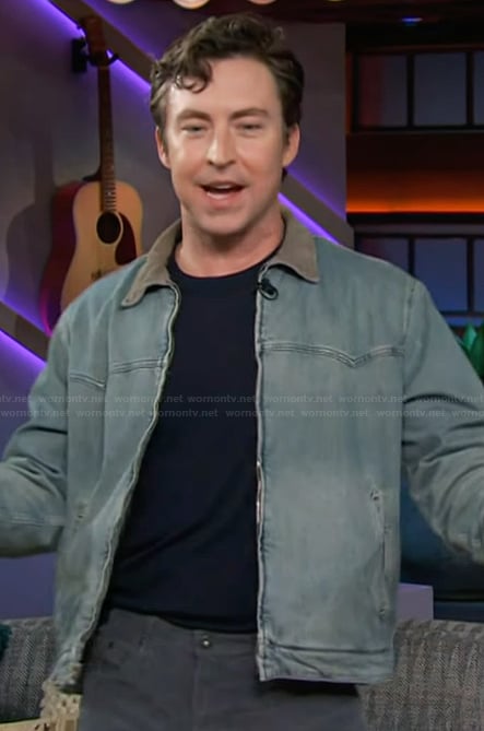 Brian Jordan Alvarez’s contrast denim jacket on The Kelly Clarkson Show