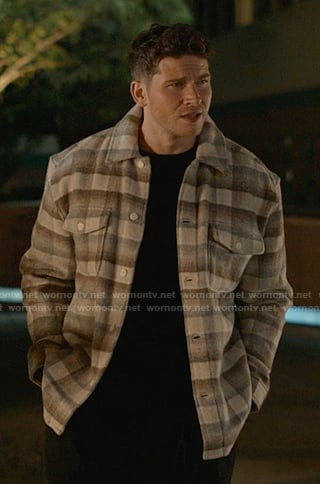 Buck's beige plaid overshirt on 9-1-1
