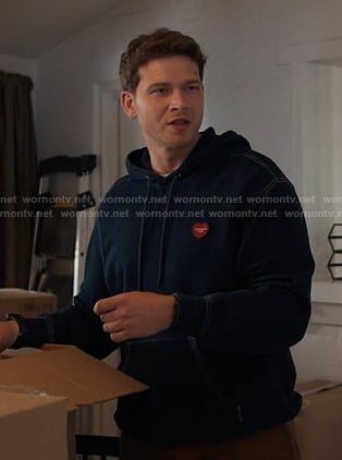 Buck's navy heart patch hoodie on 9-1-1