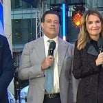 Carson Daly’s white sneakers on Today
