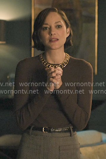 Celine’s brown ribbed knit top on The Morning Show