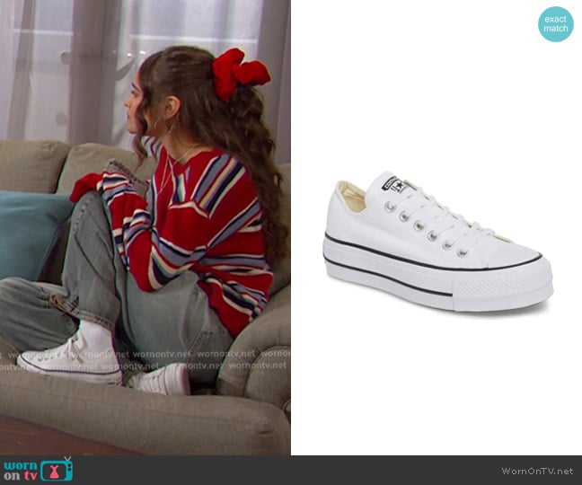 Ari’s white sneakers on Days of our Lives