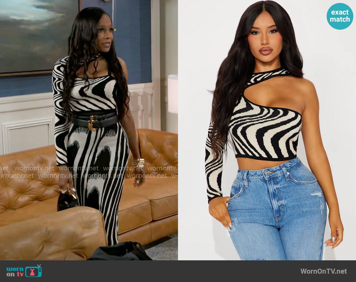 Fashion Nova It Is What It Is Cropped Sweater worn by Hayley Lawson (Marquita Goings) on Beyond the Gates
