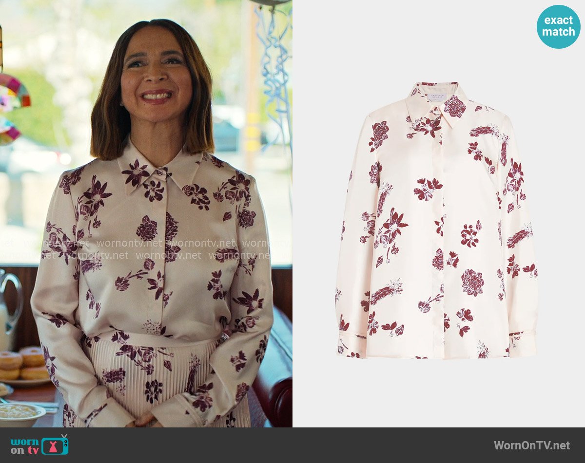 Gabriela Hearst Cruz Floral Silk Shirt worn by Molly Novak (Maya Rudolph) on Loot