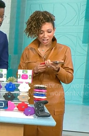 Gabrielle Kerr’s brown leather shirtdress on CBS Mornings