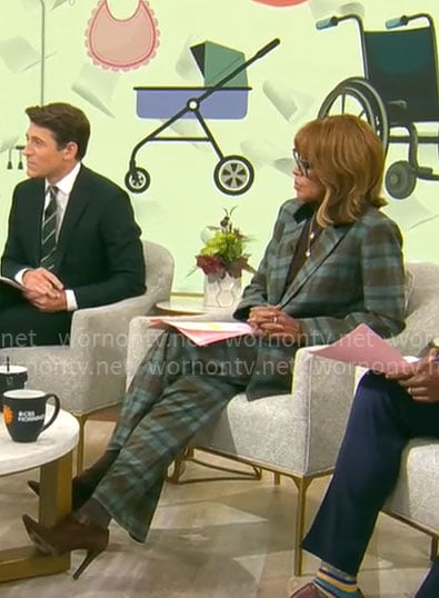 Gayle King’s green plaid suit on CBS Mornings