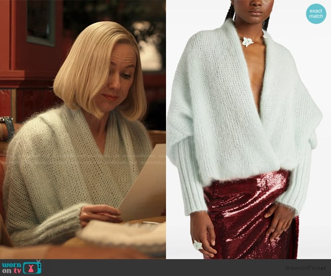Genny V-neck jumper worn by Liberty Ronson (Naomi Watts) on Alls Fair