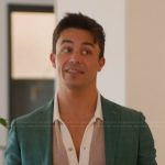 Gio’s contrast shirt on Selling the OC